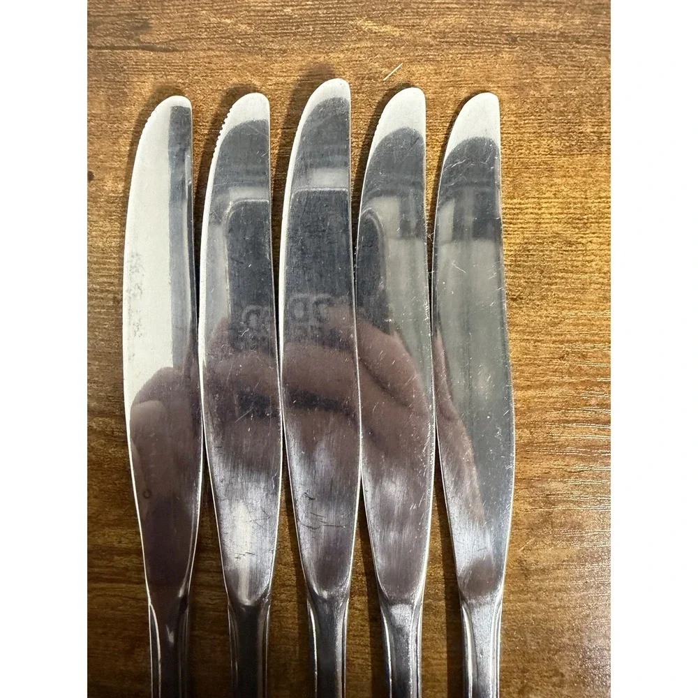 Antique WM Rogers Bros. Silverplated Dinner Knives Lot 5 Flatware 